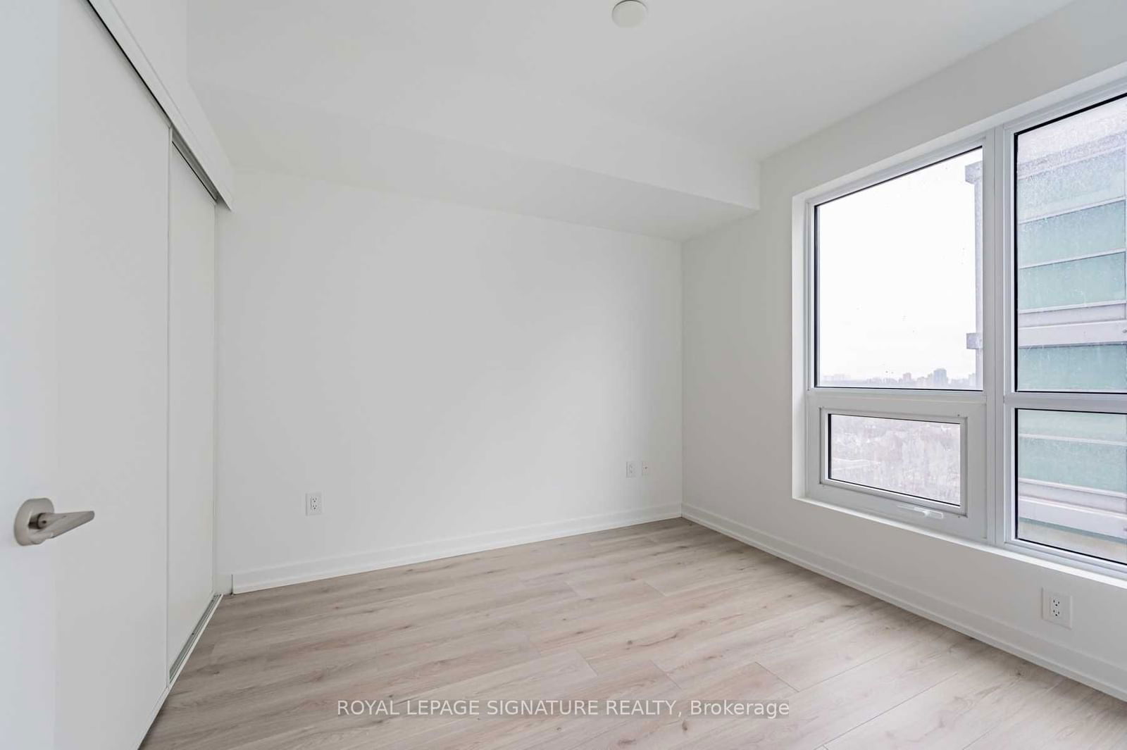 395 Bloor St E, unit 1210 for rent