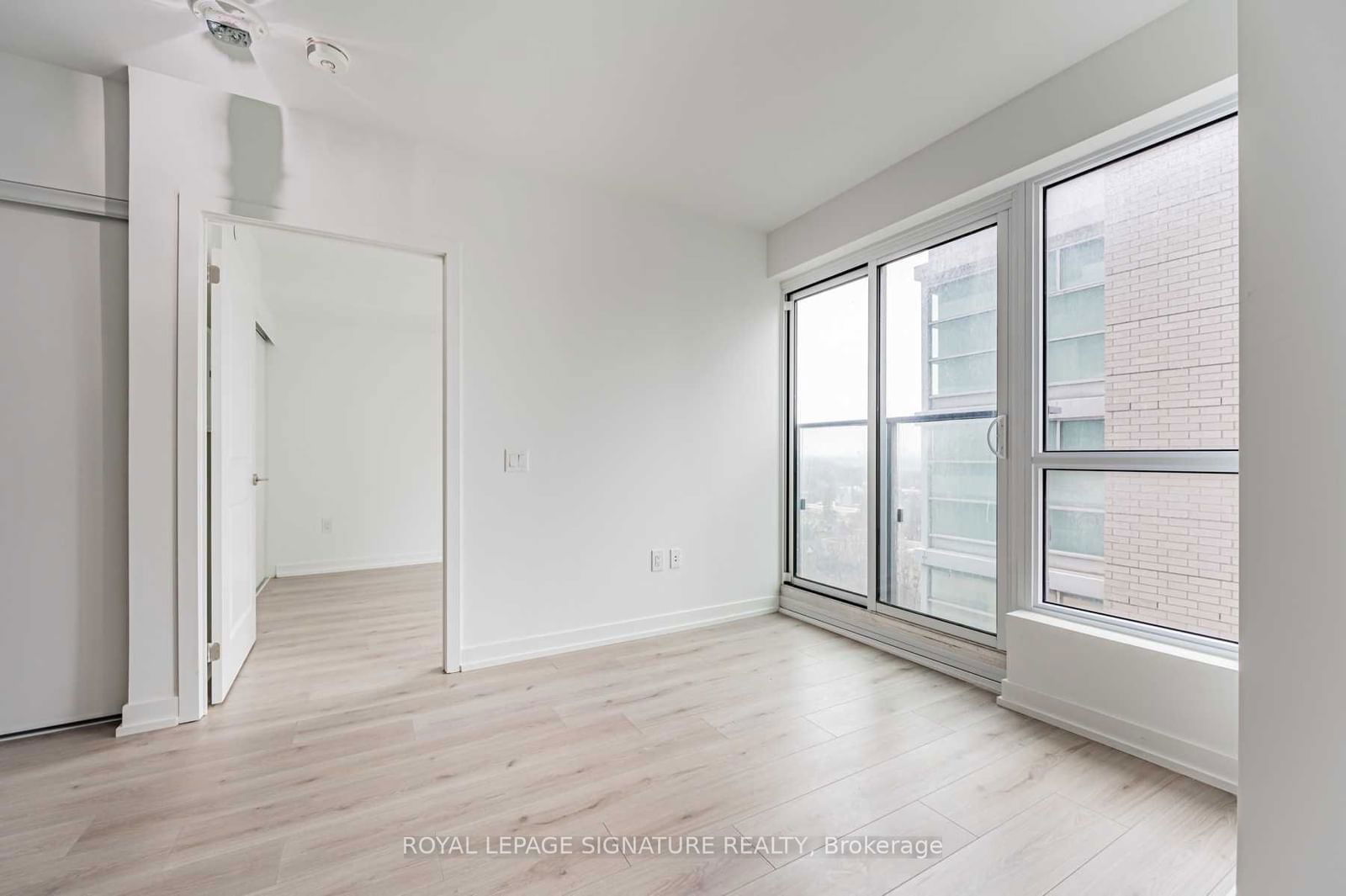 395 Bloor St E, unit 1210 for rent