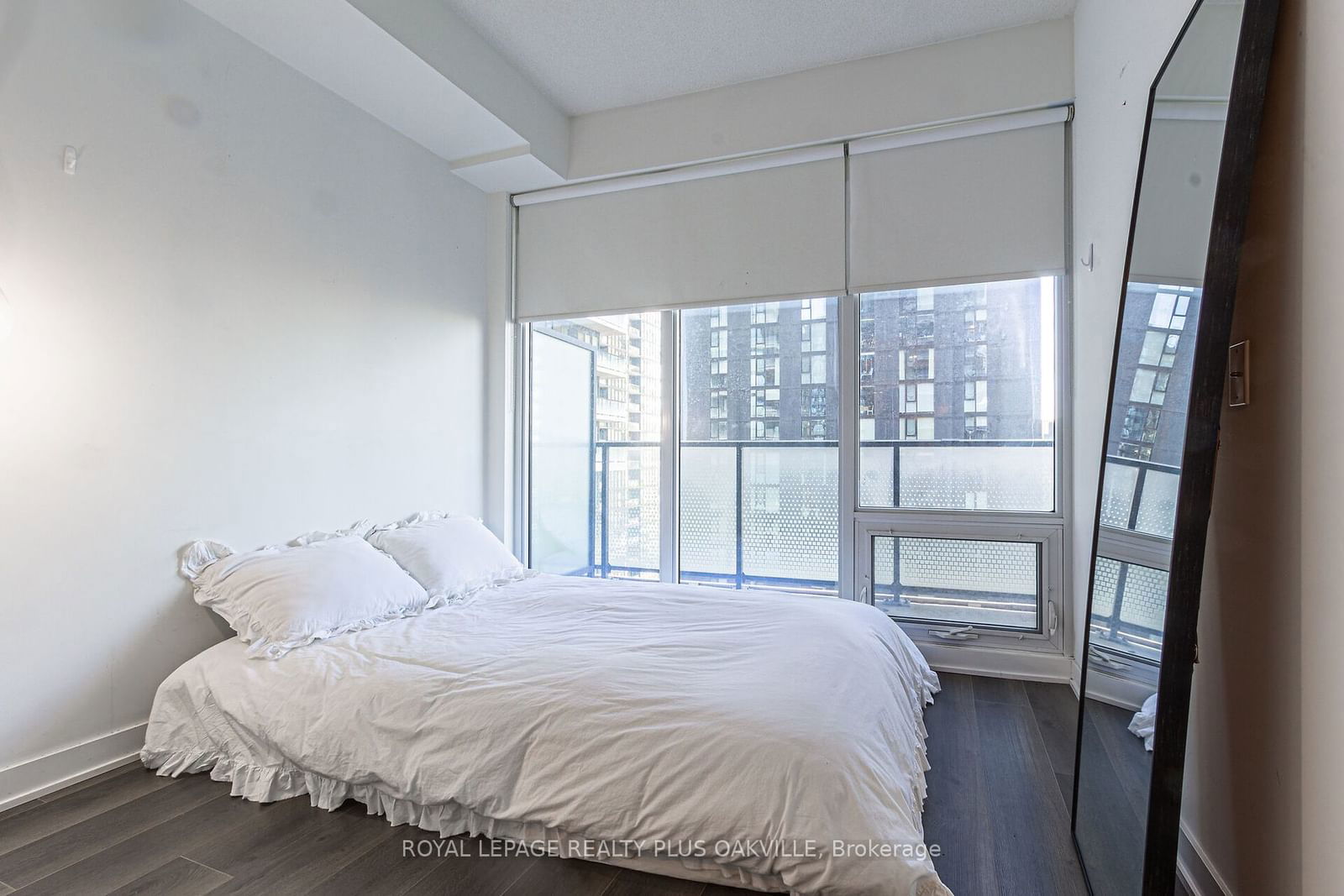 125 Blue Jays Way, unit 2105 for rent