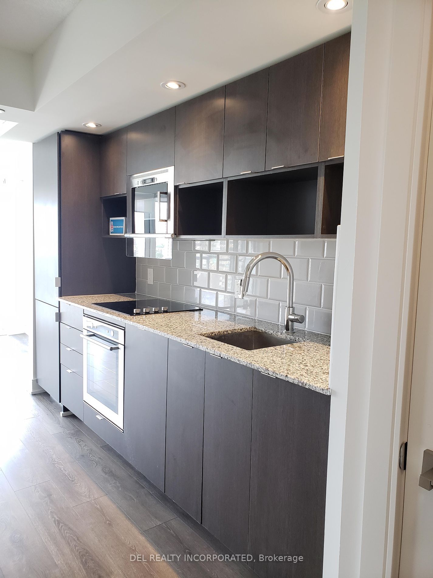 89 Mcgill St, unit 1107 for rent