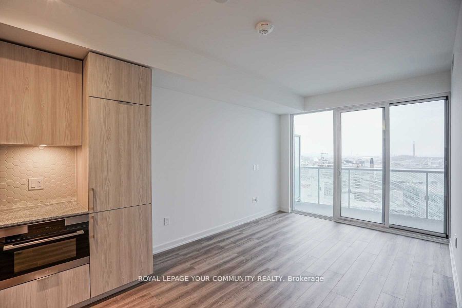 15 Queens Quay E, unit 2210 for rent