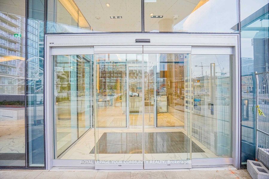 15 Queens Quay E, unit 2210 for rent