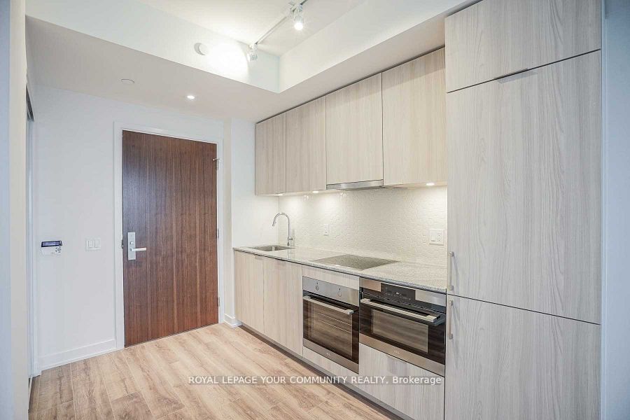 15 Queens Quay E, unit 2210 for rent