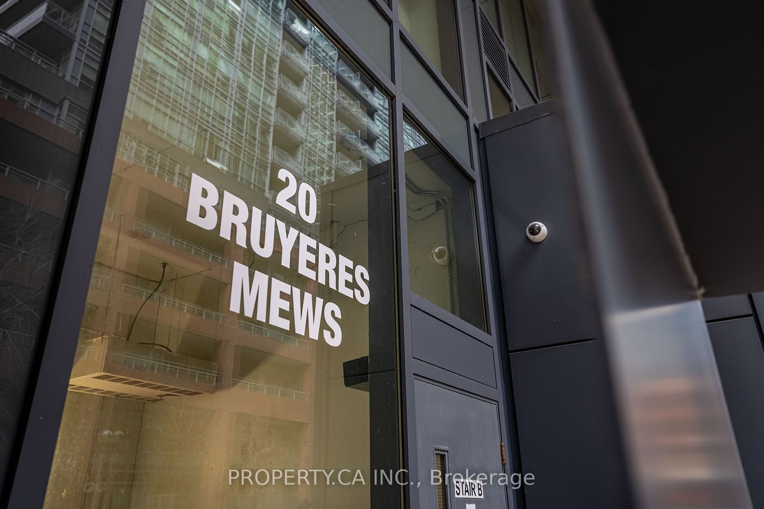 20 Bruyeres Mews, unit 1213 for rent