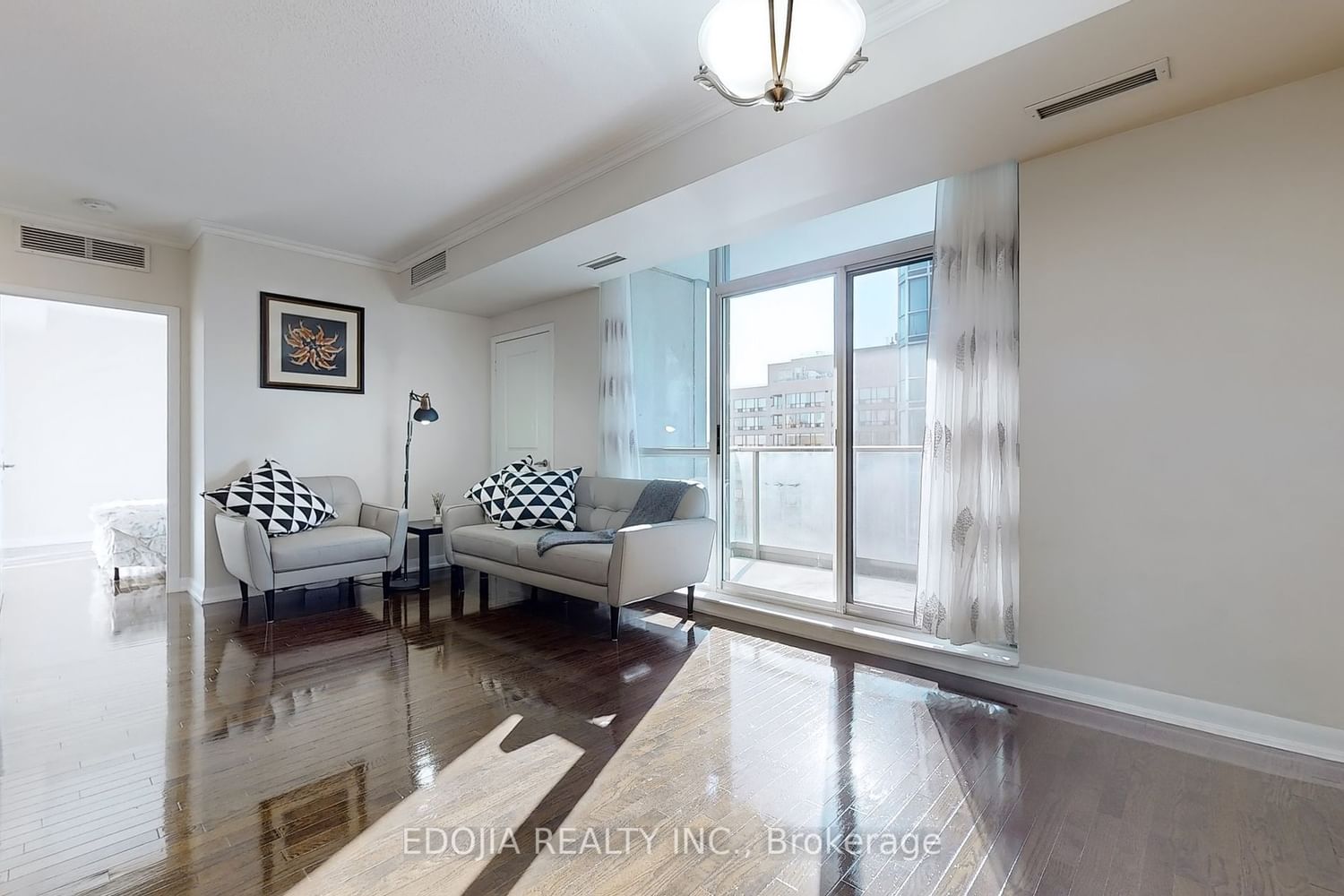 5793 Yonge St, unit 1505 for sale