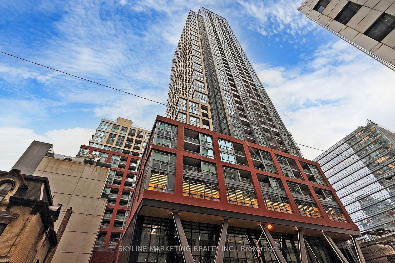 108 Peter St, unit 3812 for sale