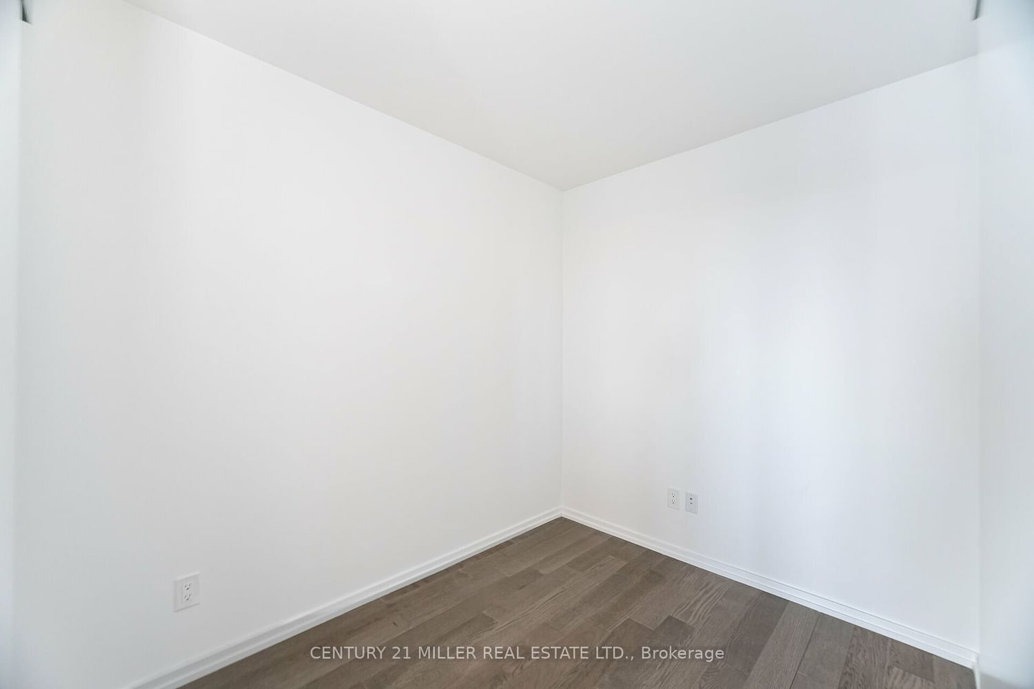 8 Hillsdale Ave, unit 1120 for sale