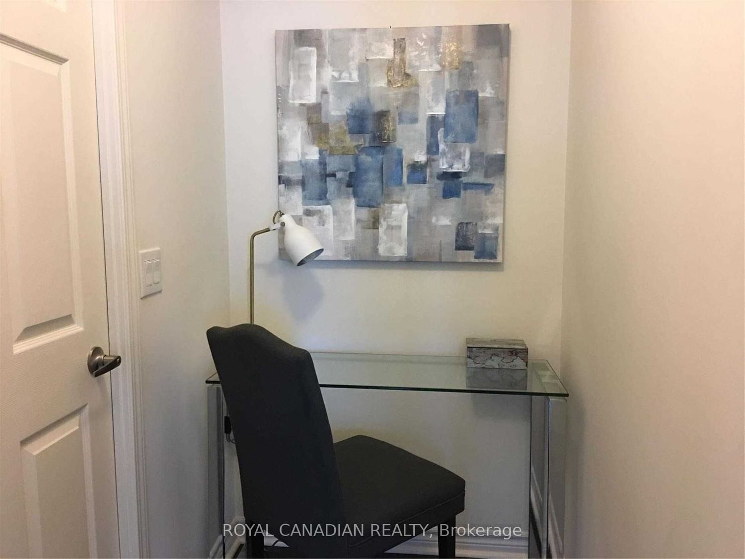 19 Grand Trunk Cres, unit 3907 for rent