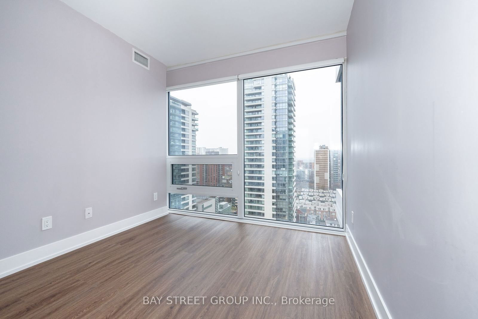 85 Wood St, unit 2115 for rent