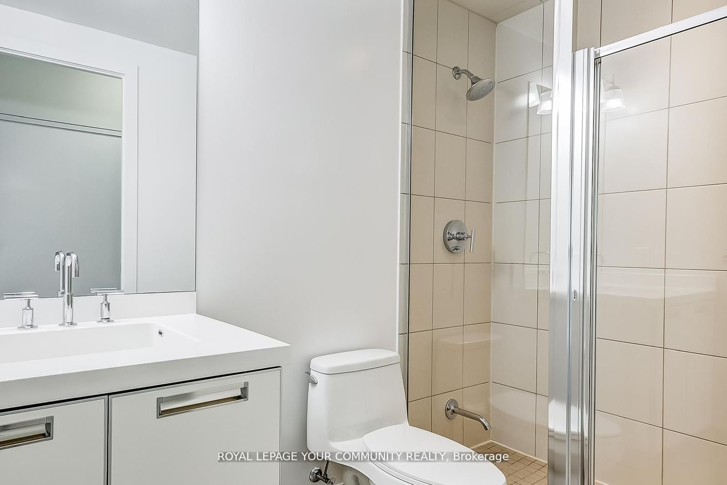 33 Charles St, unit 3703 for rent