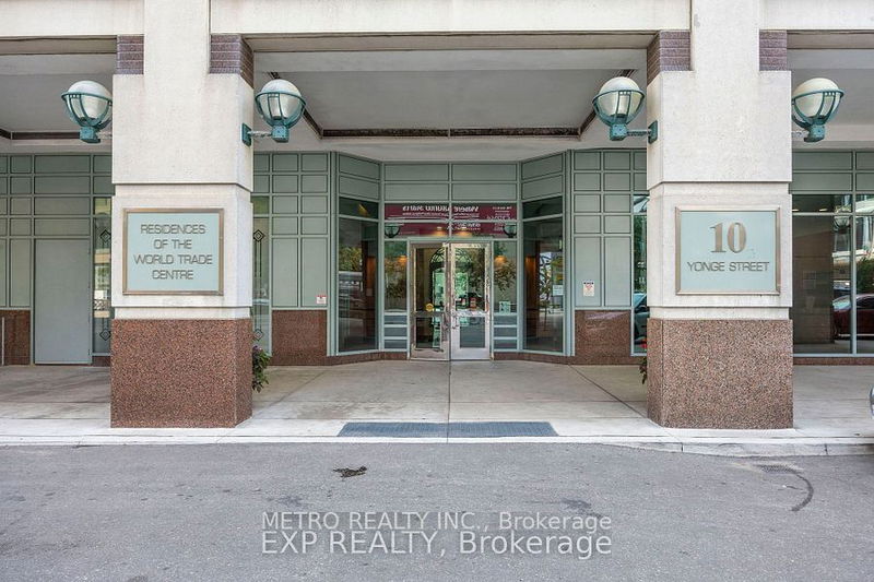 10 Yonge St, unit #2812 for rent