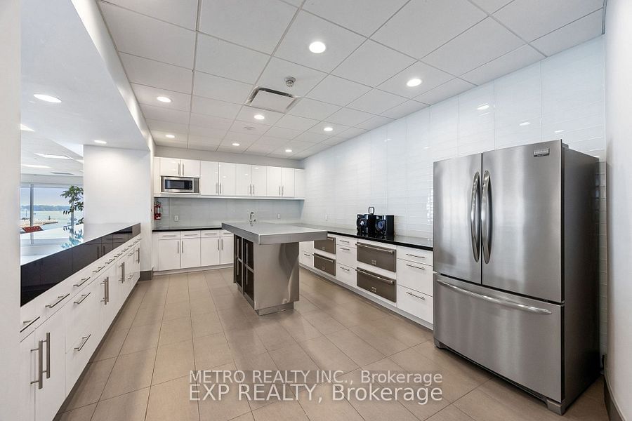 10 Yonge St, unit #2812 for rent