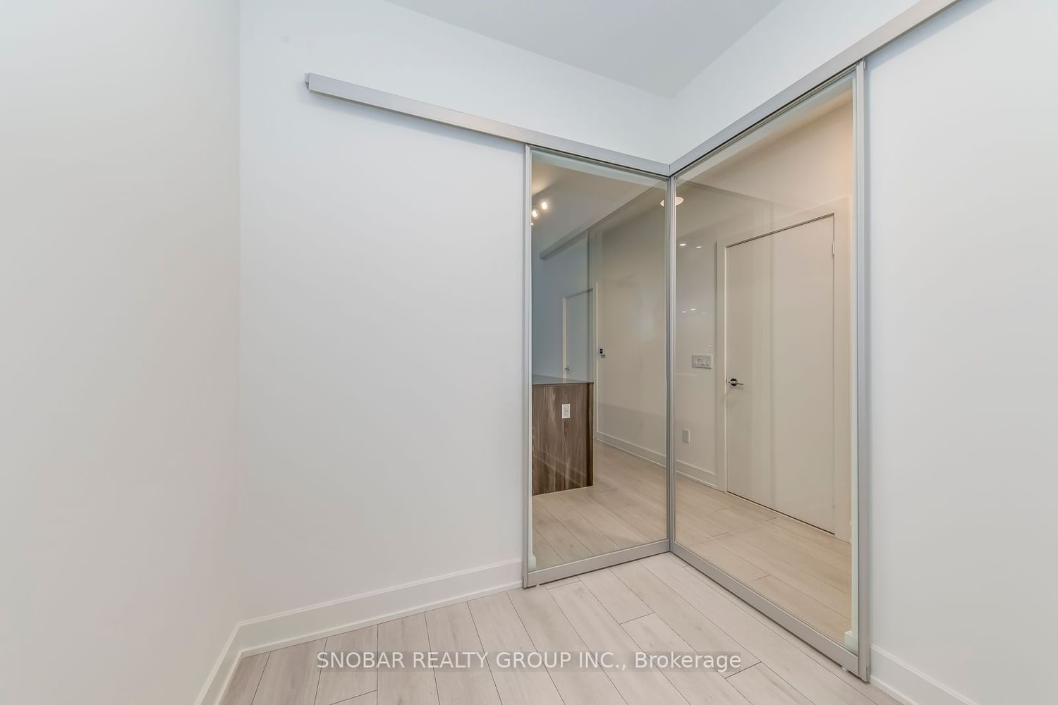 35 Mercer St, unit 519 for rent