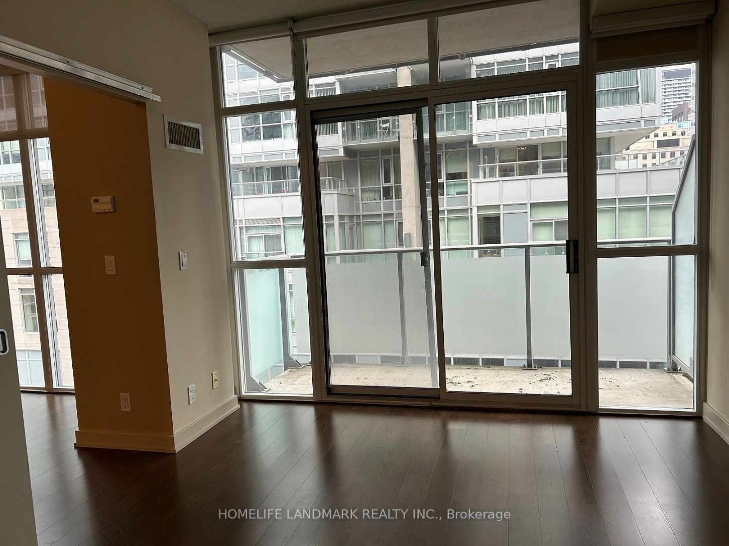 21 Nelson St, unit 1008 for rent