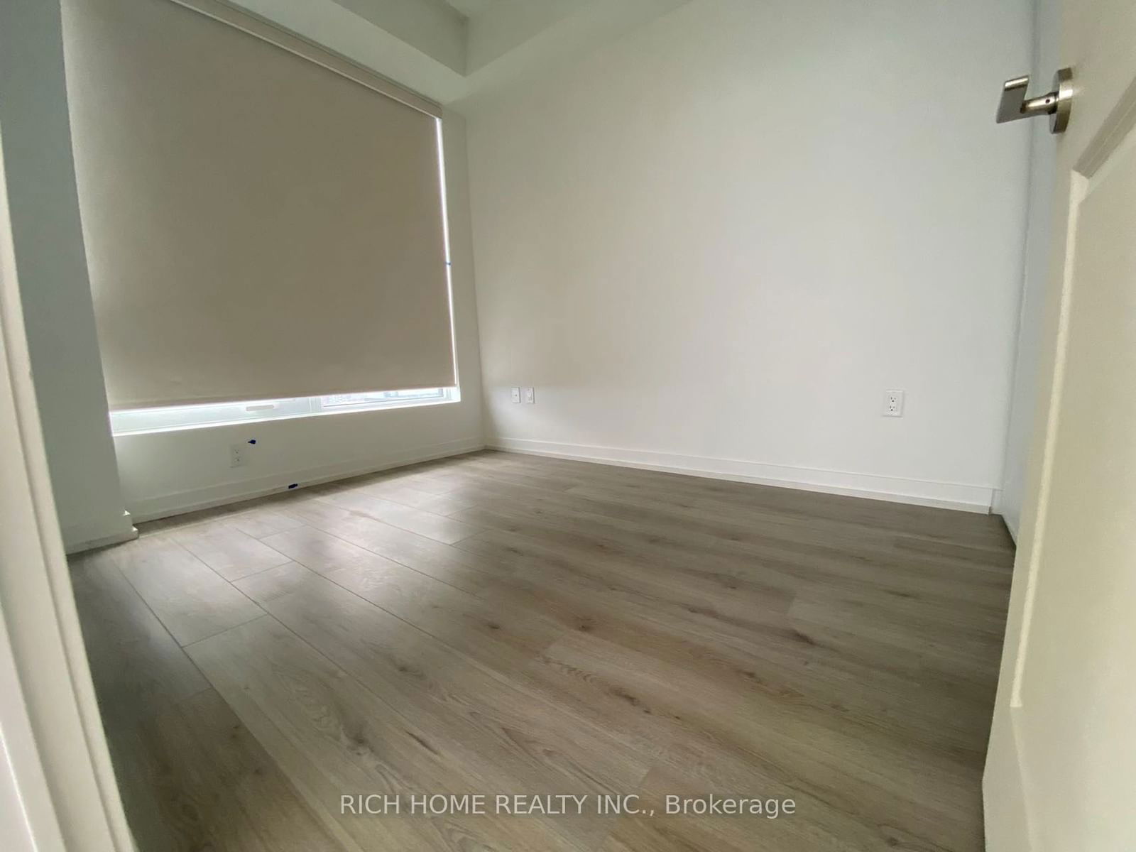 395 Bloor St E, unit 4810 for rent