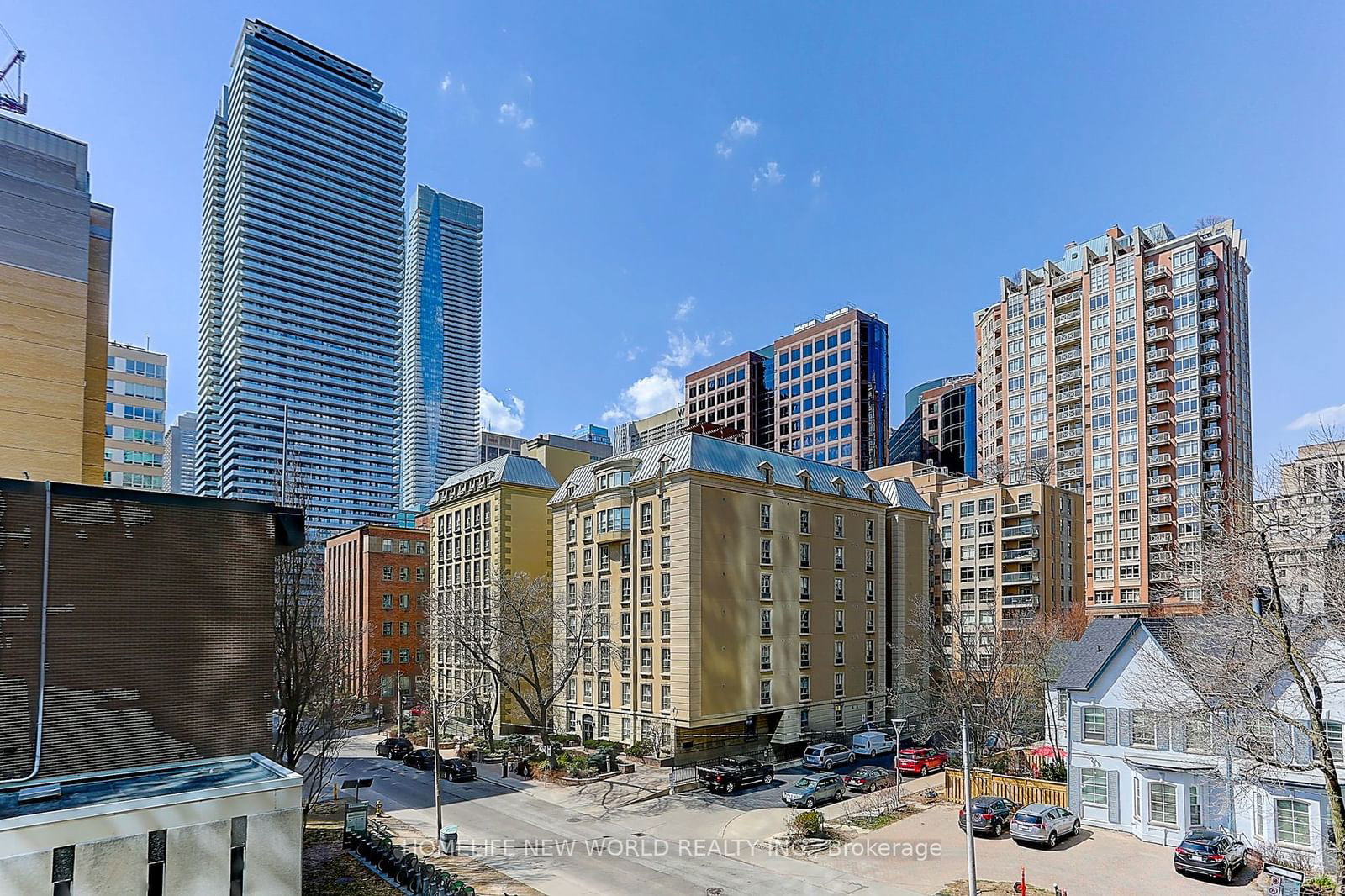 101 Charles St E, unit 406 for sale