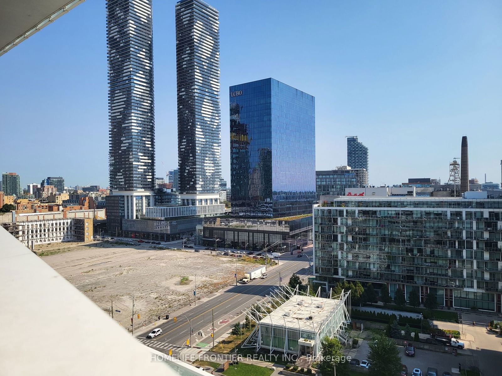 15 Queens Quay E, unit 1302 for sale