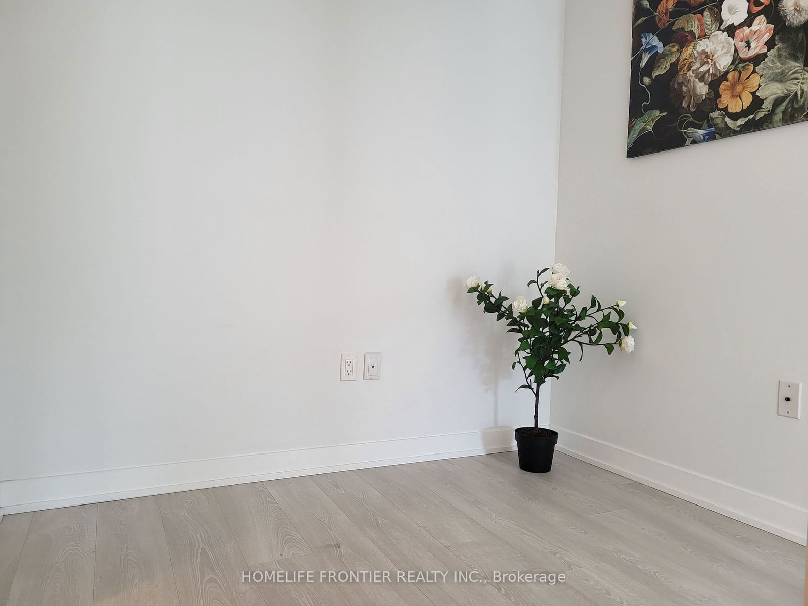 15 Queens Quay E, unit 1302 for sale