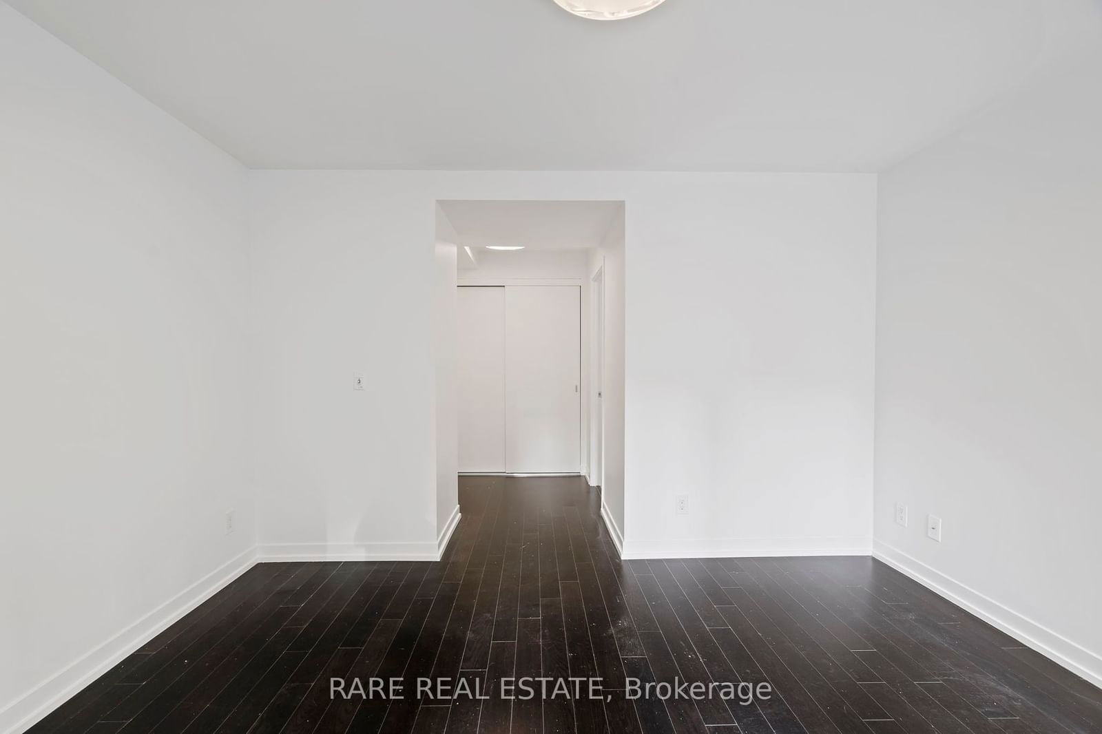 21 Widmer St, unit 621 for rent