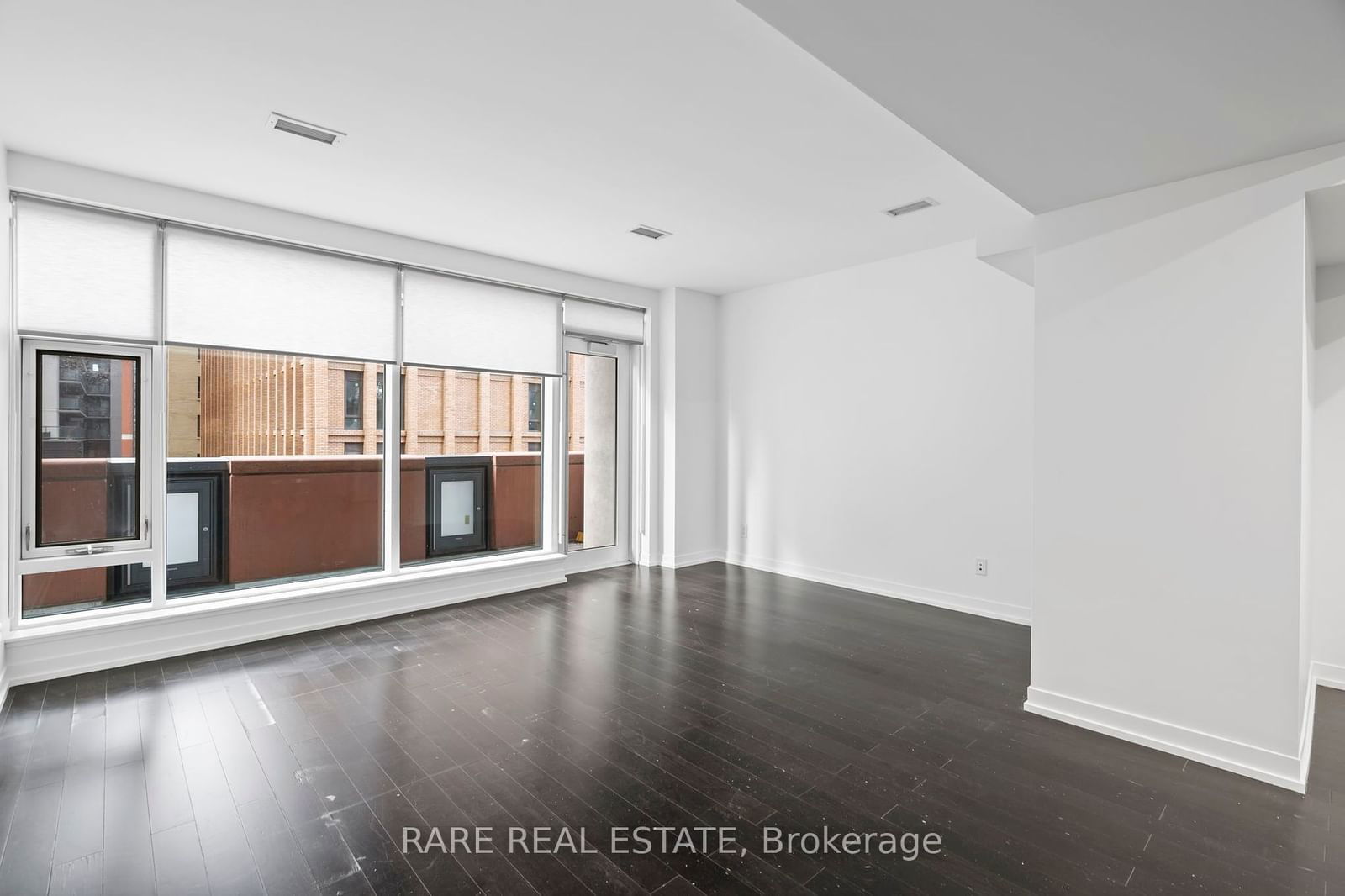 21 Widmer St, unit 621 for rent