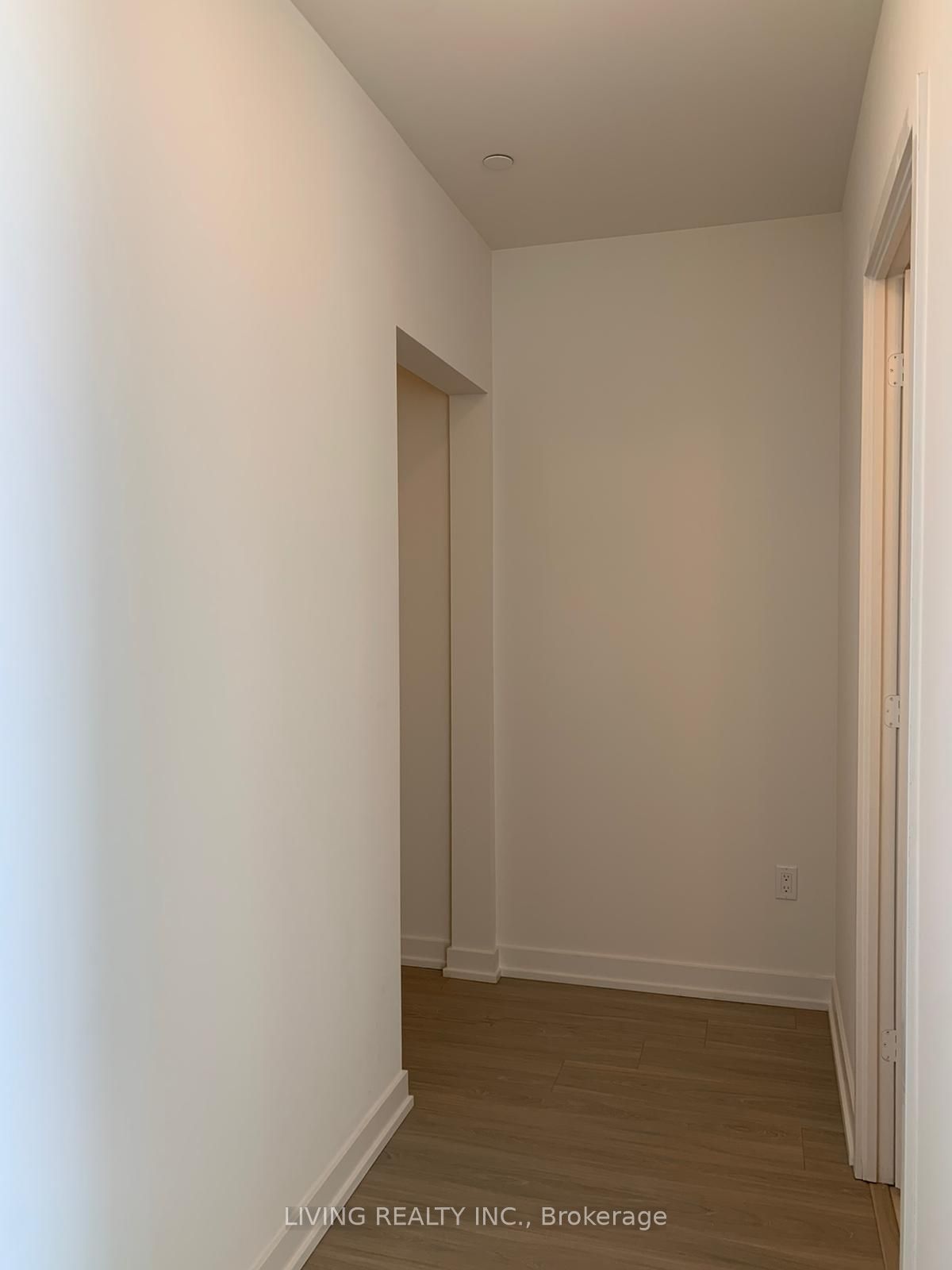 1 Yorkville Ave, unit 3211 for rent