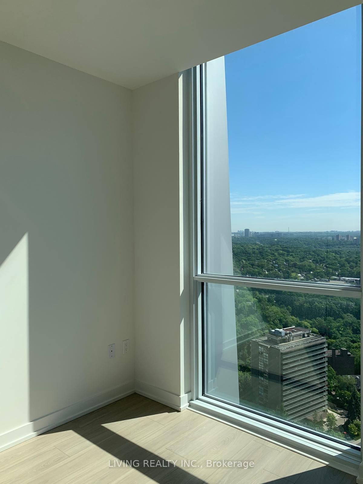 1 Yorkville Ave, unit 3211 for rent