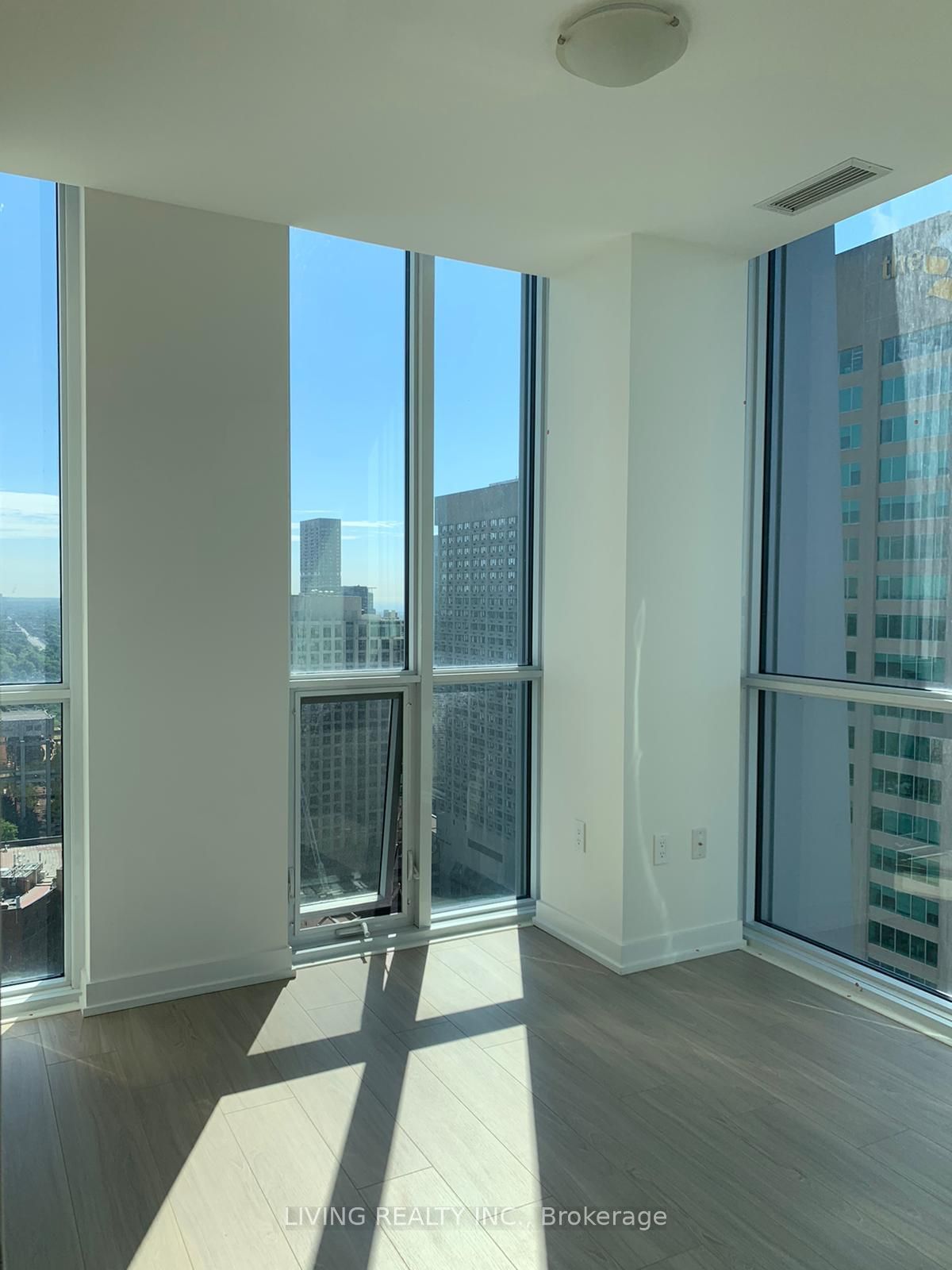 1 Yorkville Ave, unit 3211 for rent