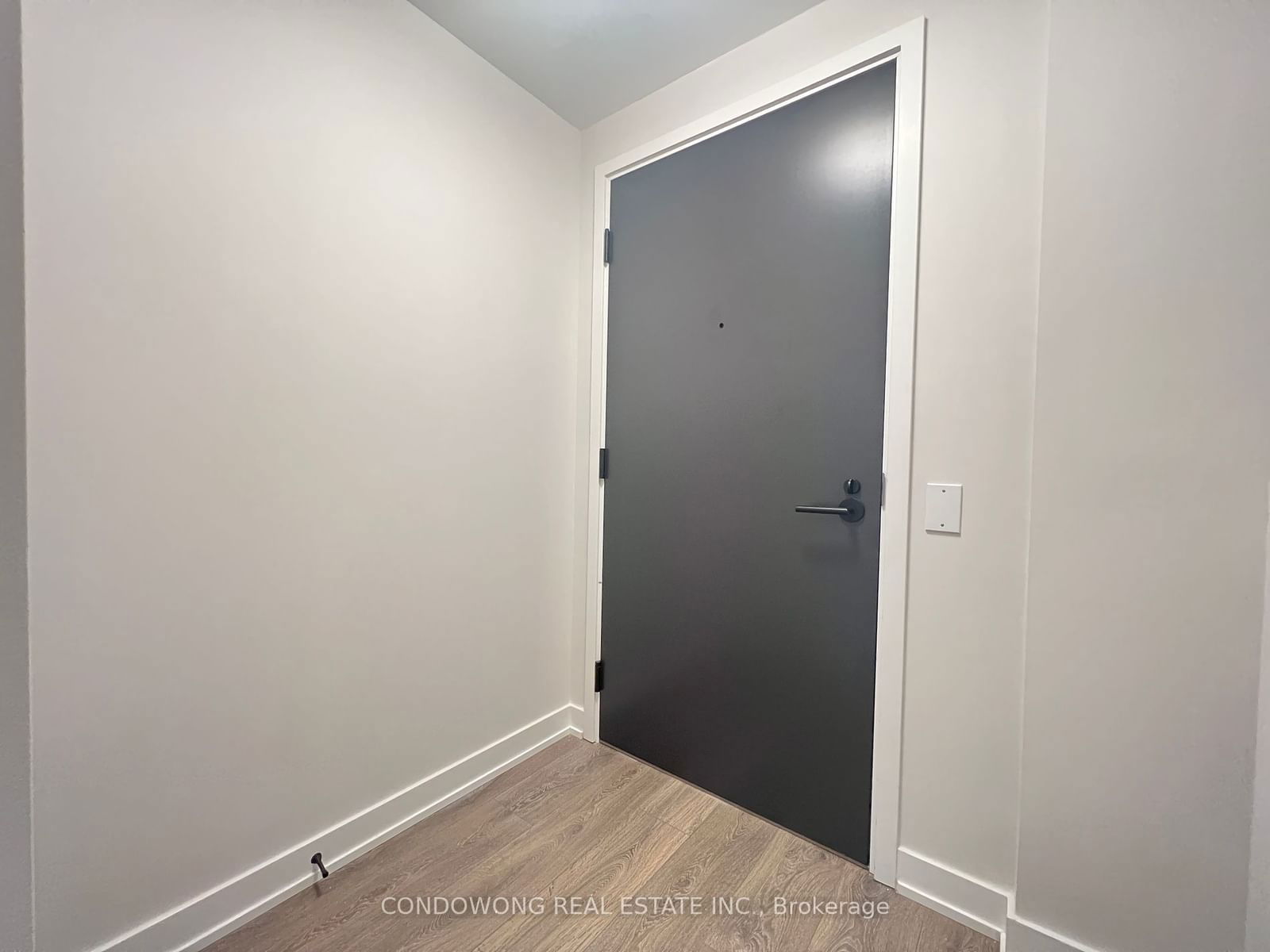 108 Peter St, unit 816 for rent