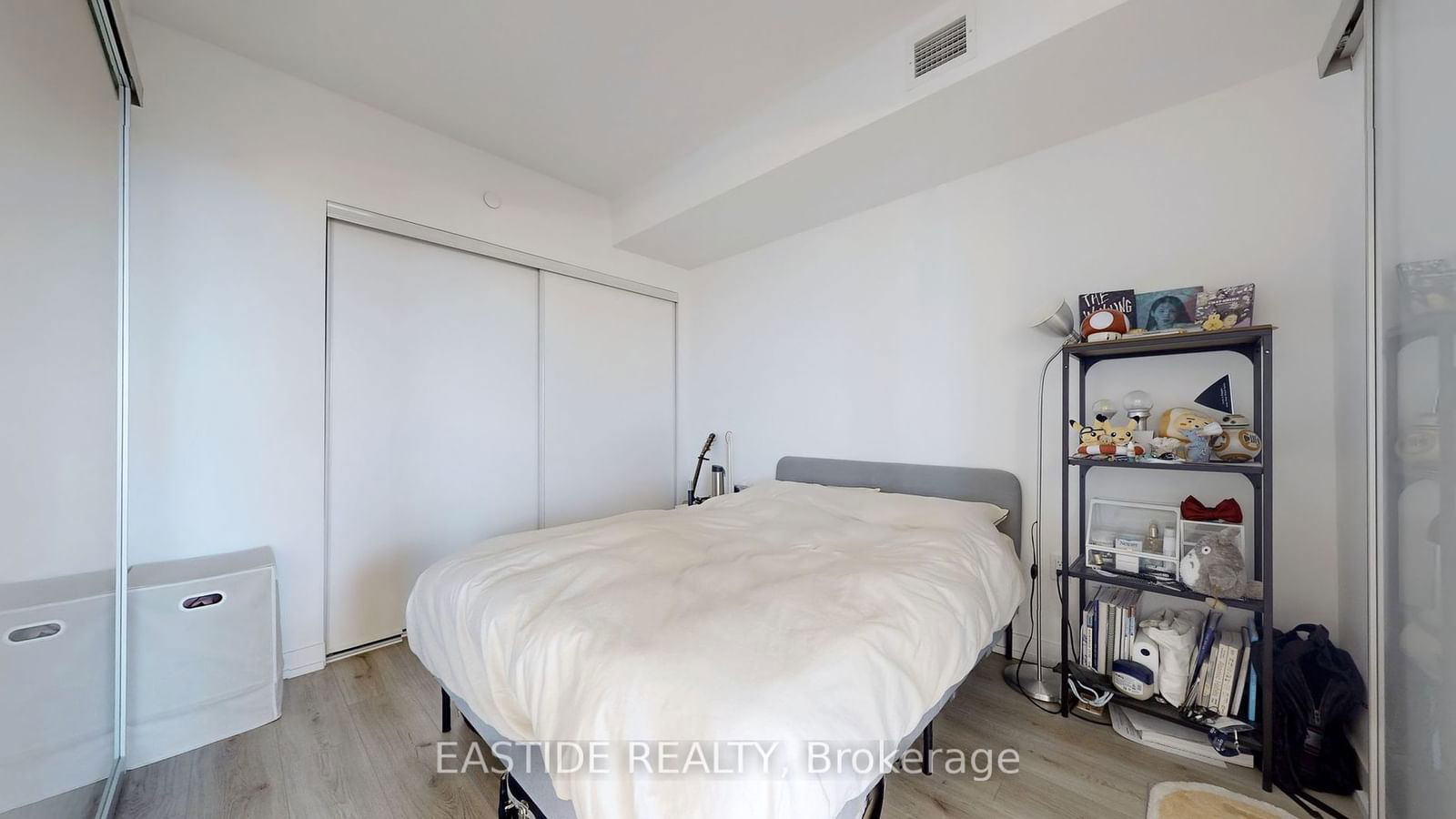 395 Bloor St E, unit 4206 for sale