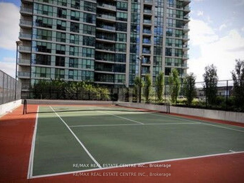 12 Yonge St, unit 2002 for rent