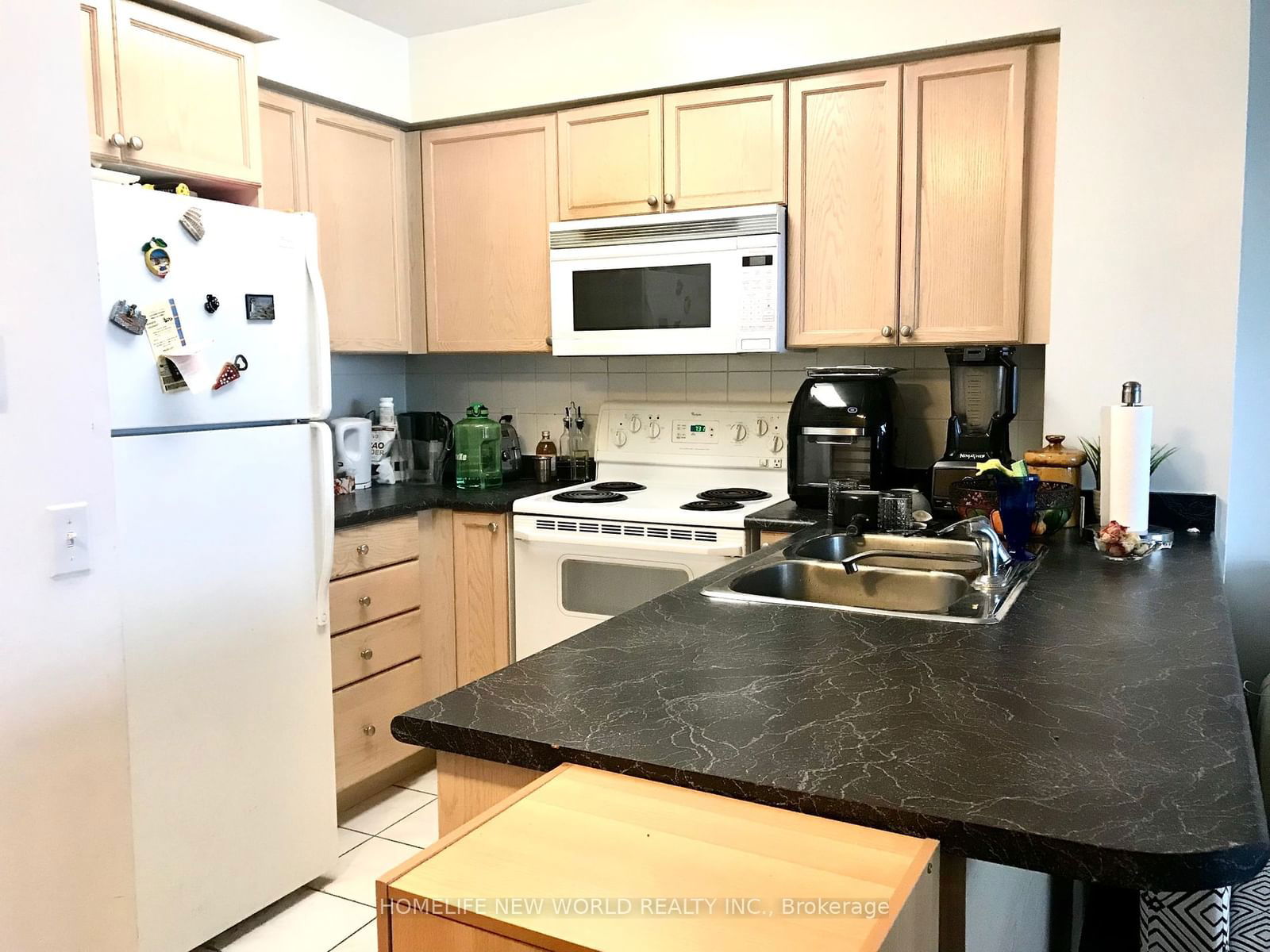 18 Parkview Ave, unit 1505 for rent