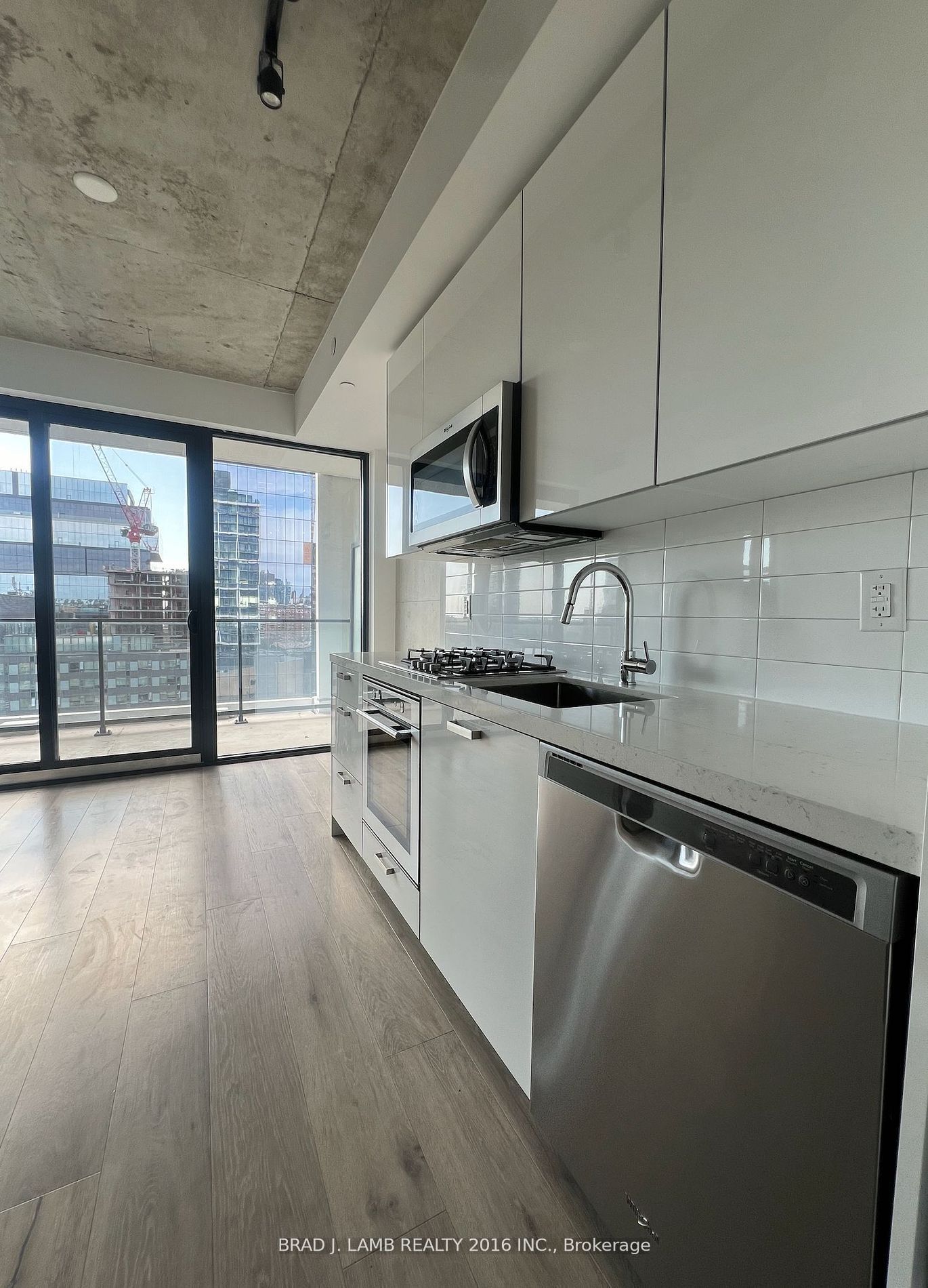 55 Ontario St, unit 1306 for rent