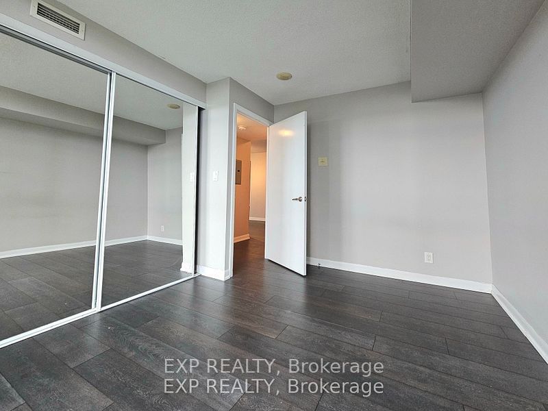 600 Fleet St, unit 2402 for rent