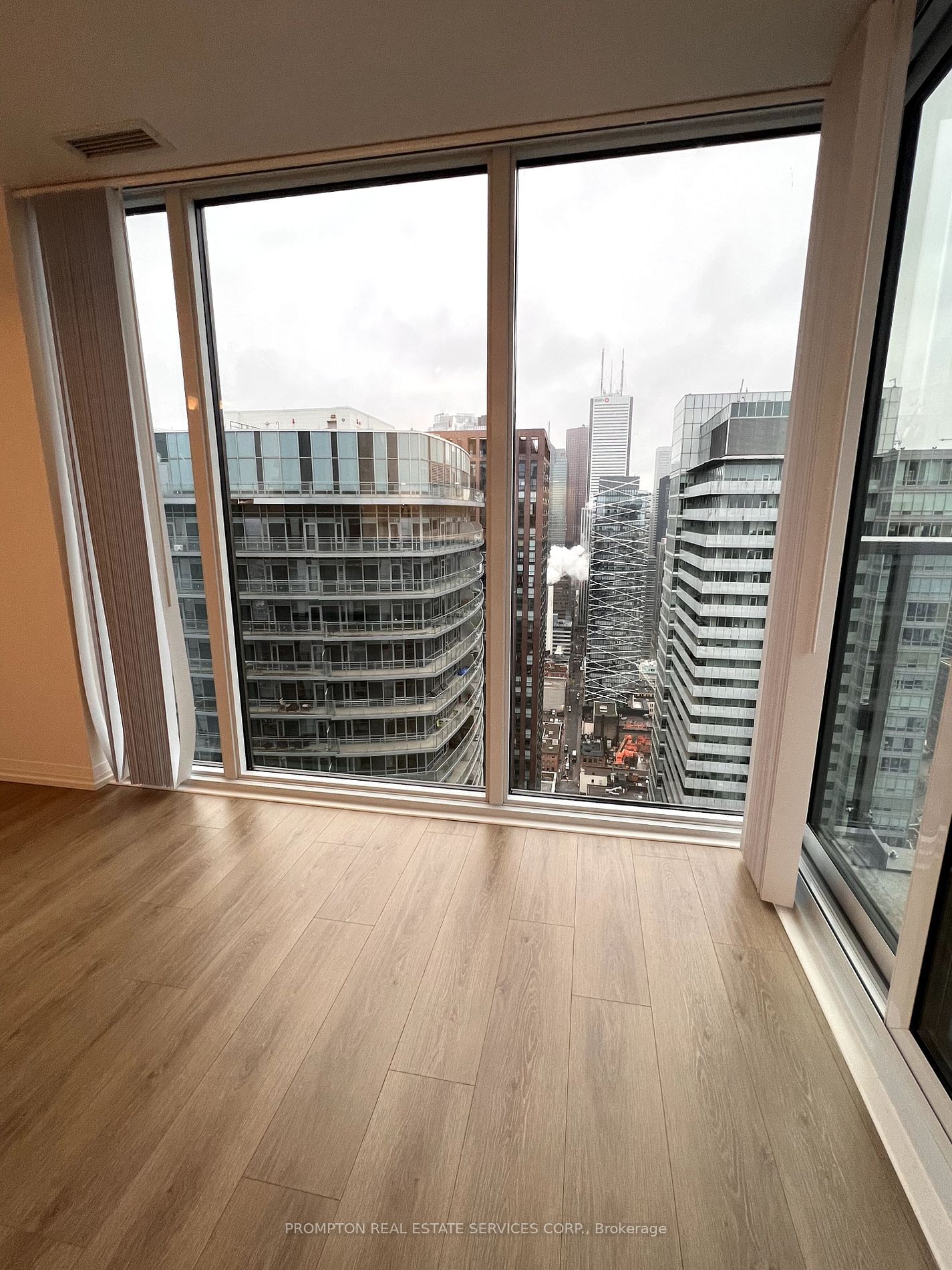 8 Widmer St, unit 4909 for rent