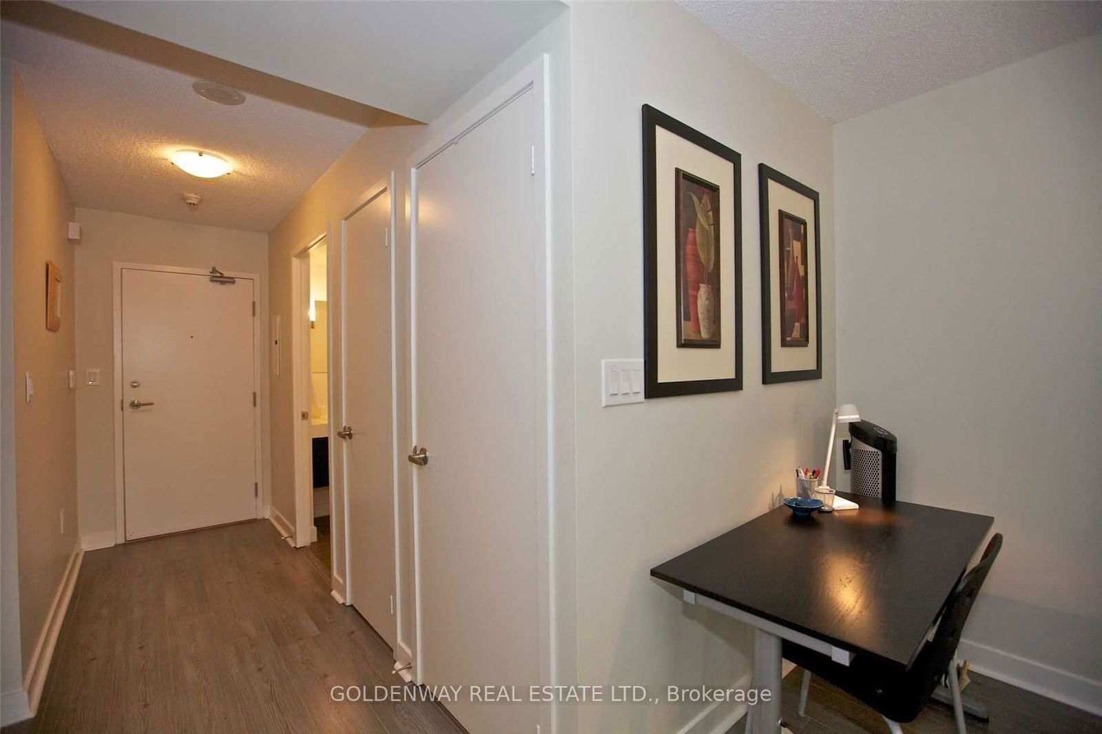 4K Spadina Ave, unit 721 for rent