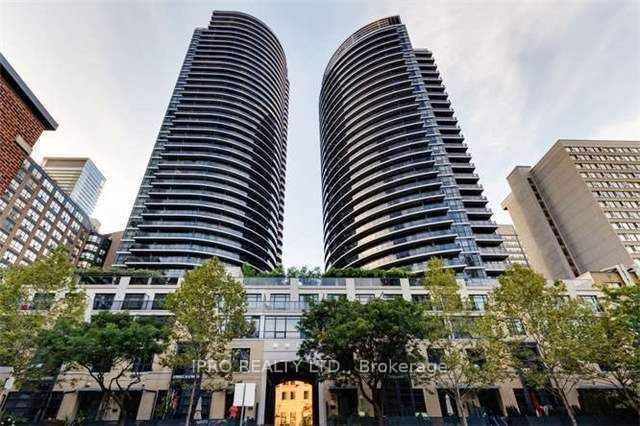 25 Carlton St, unit 2101 for rent