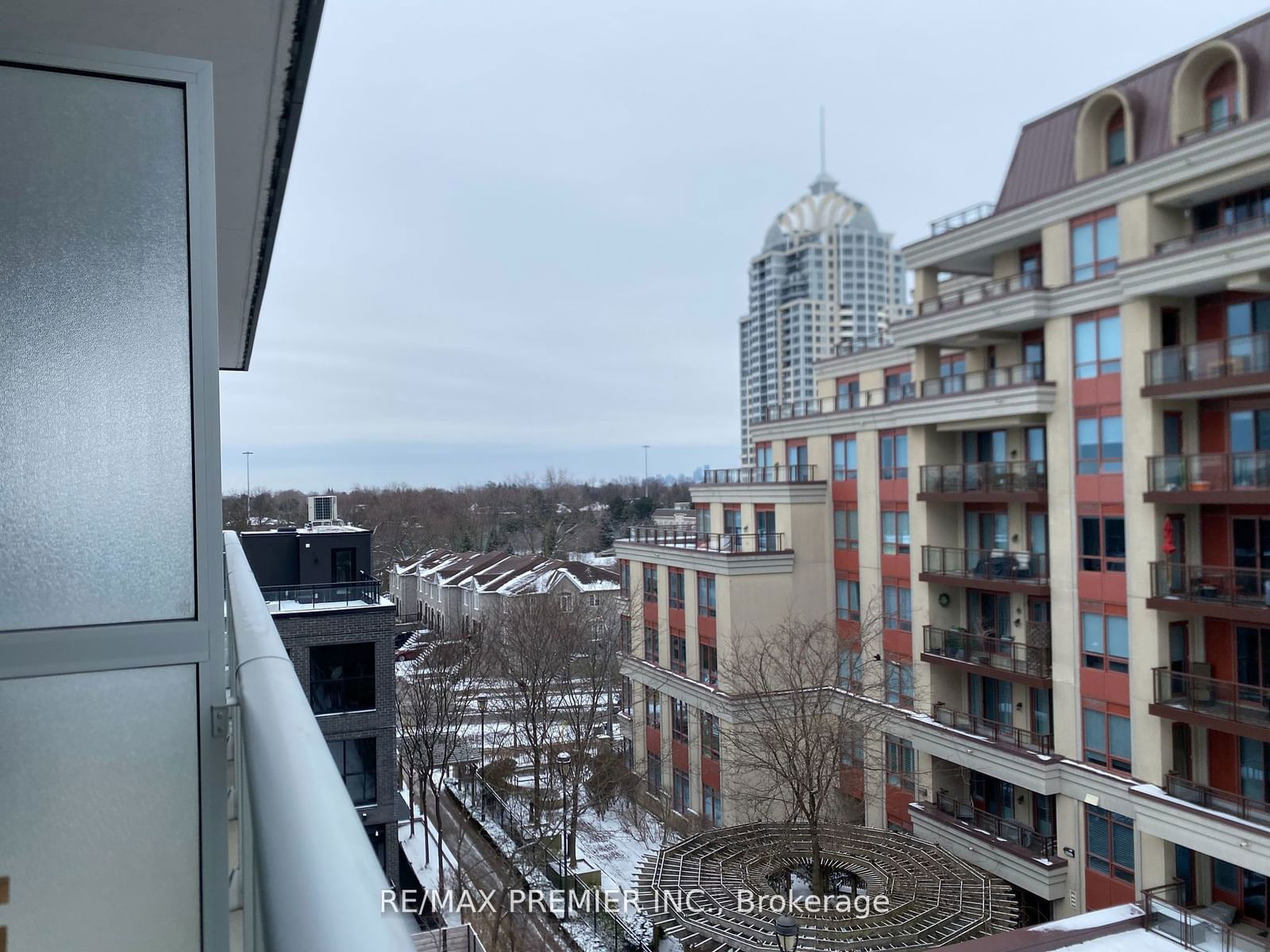 621 Sheppard Ave E, unit 606 for rent