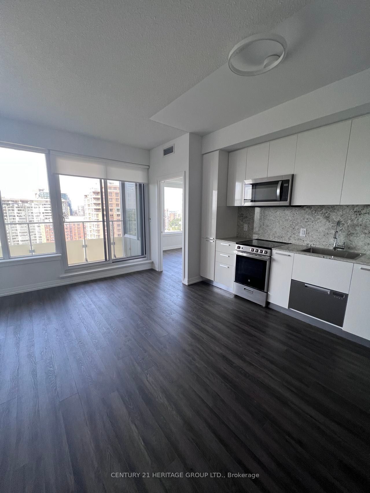 75 Canterbury Pl, unit 2215 for rent