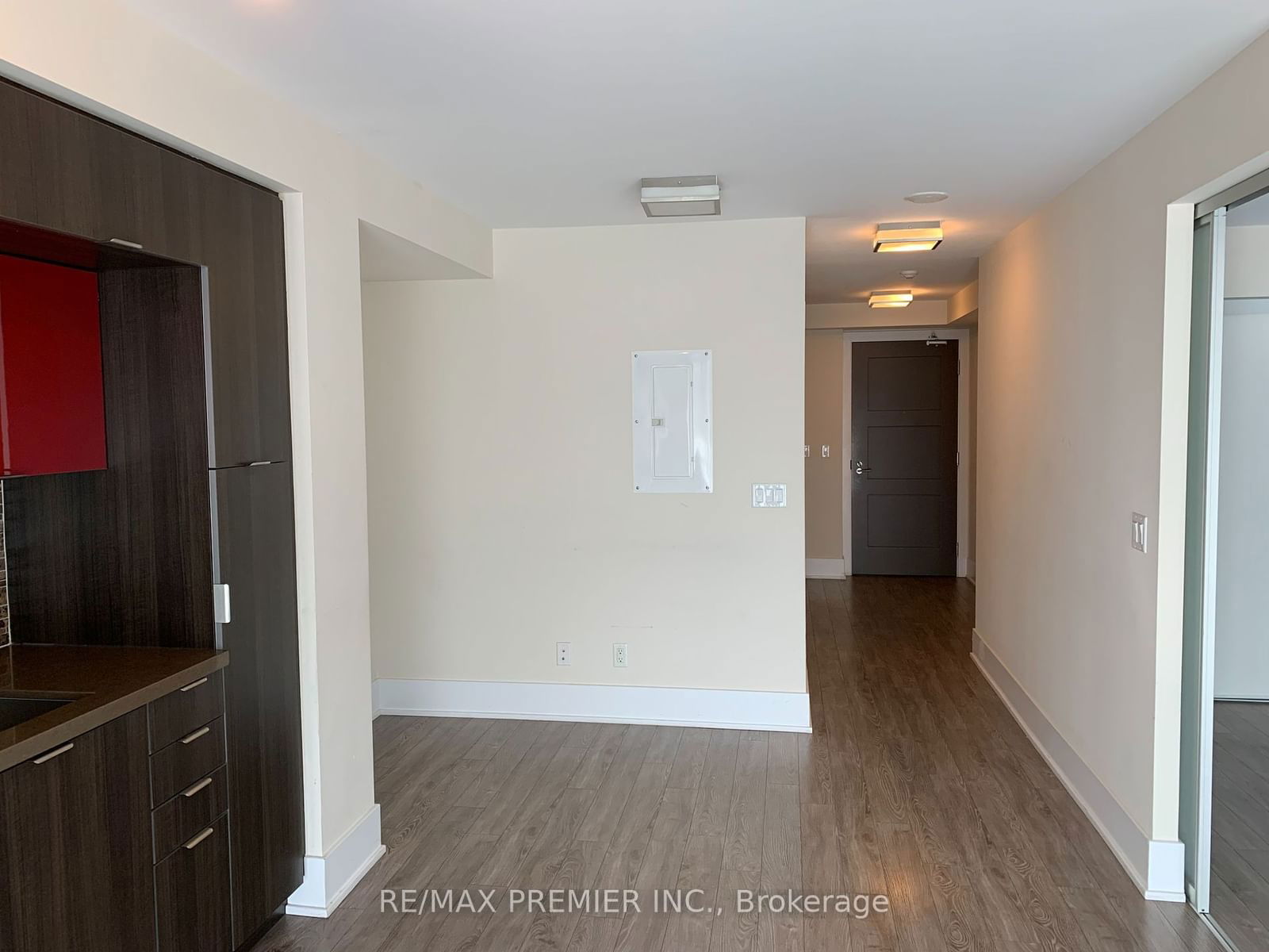 300 Front St, unit 1203 for rent