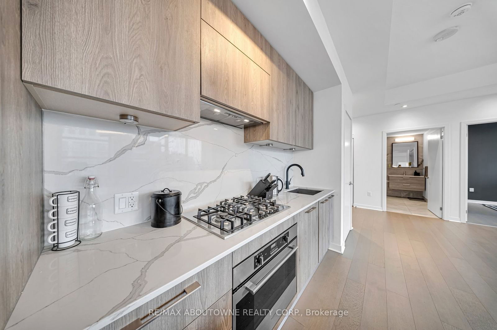 501 Adelaide St W, unit 1404 for rent