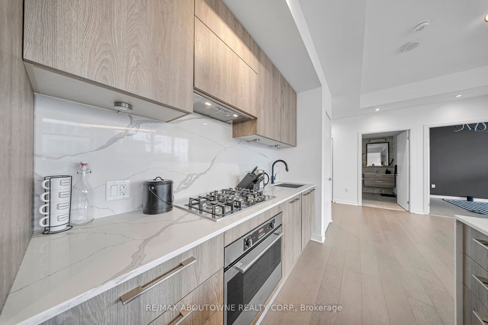 501 Adelaide St W, unit 1404 for rent