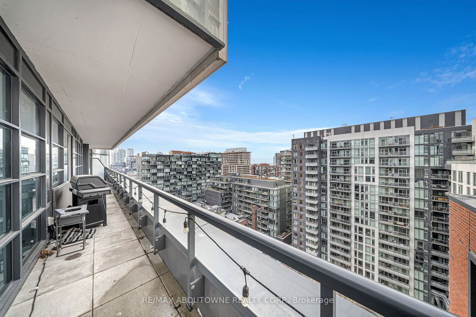 501 Adelaide St W, unit 1404 for rent