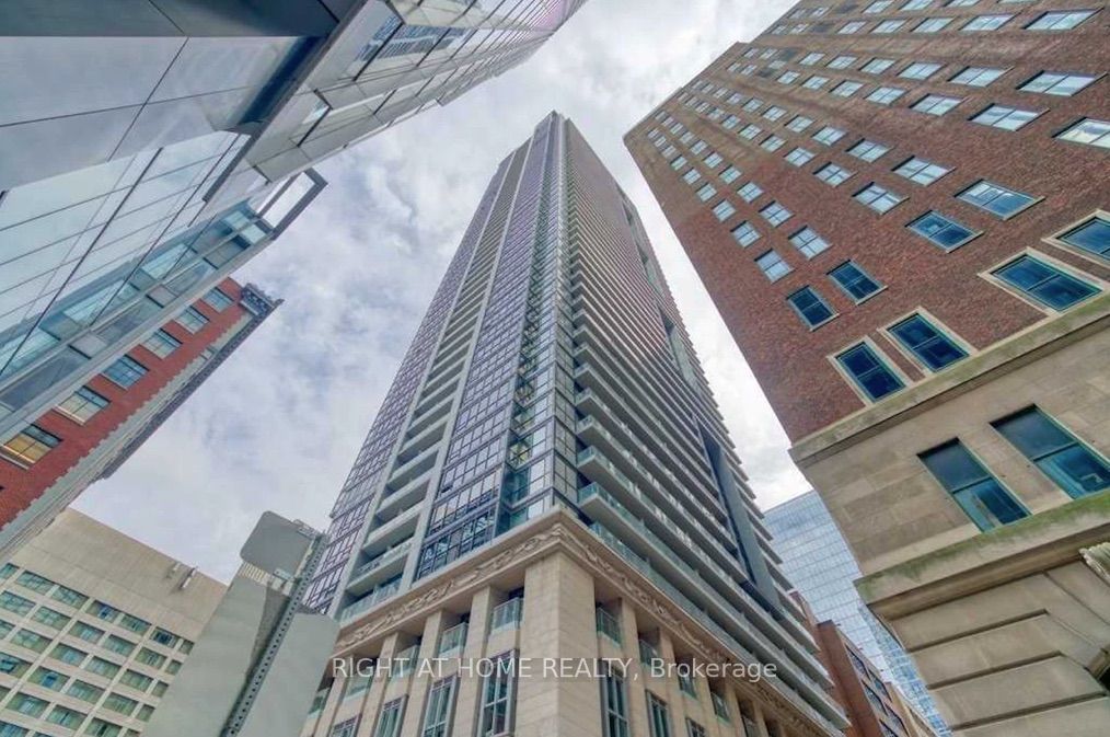 70 Temperance St, unit 4010 for rent