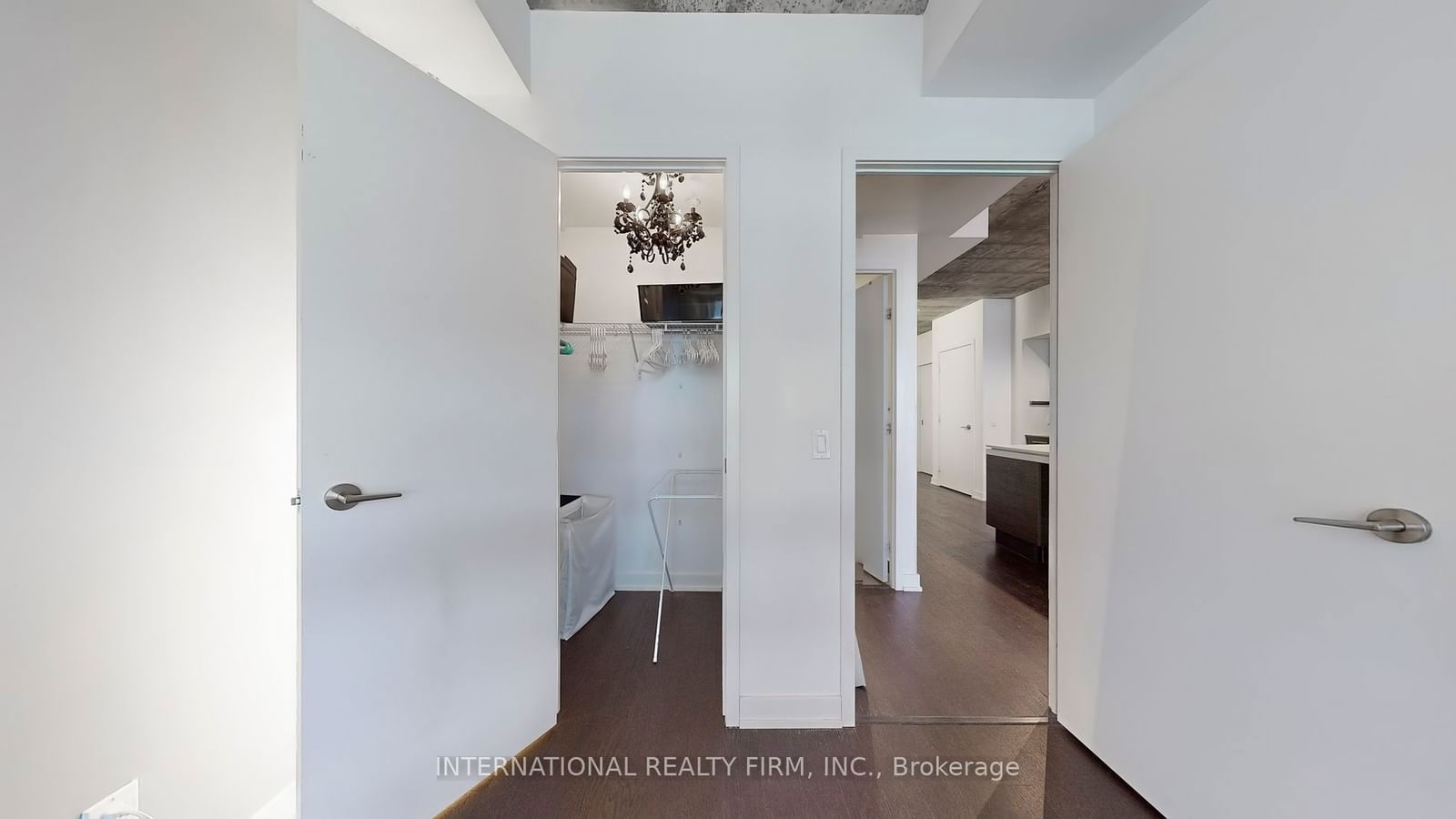 1030 King St W, unit 725 for rent