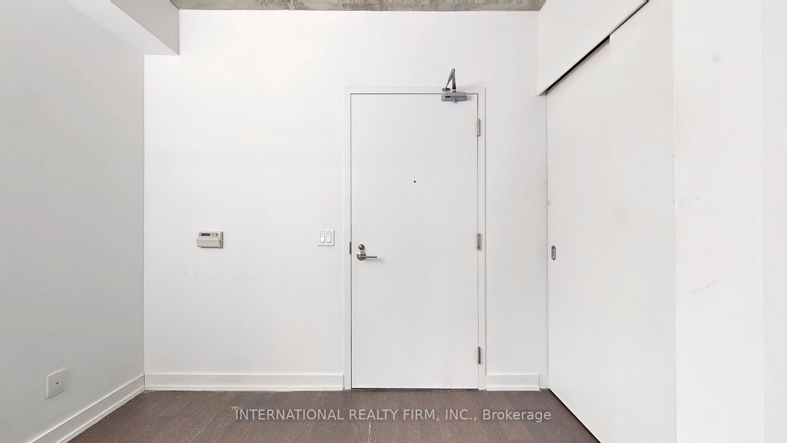 1030 King St W, unit 725 for rent