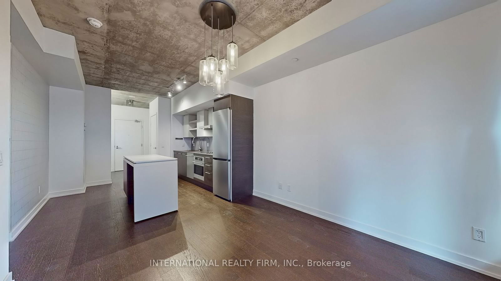 1030 King St W, unit 725 for rent