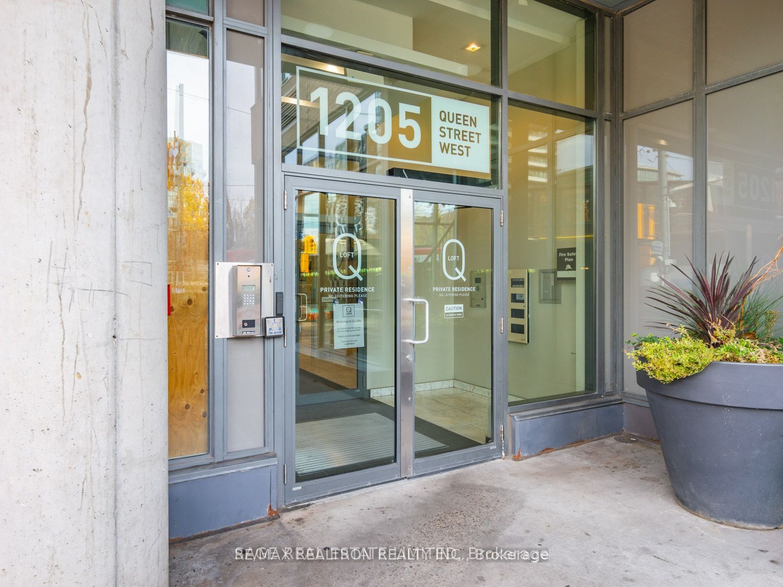 1205 Queen St W, unit 214 for rent