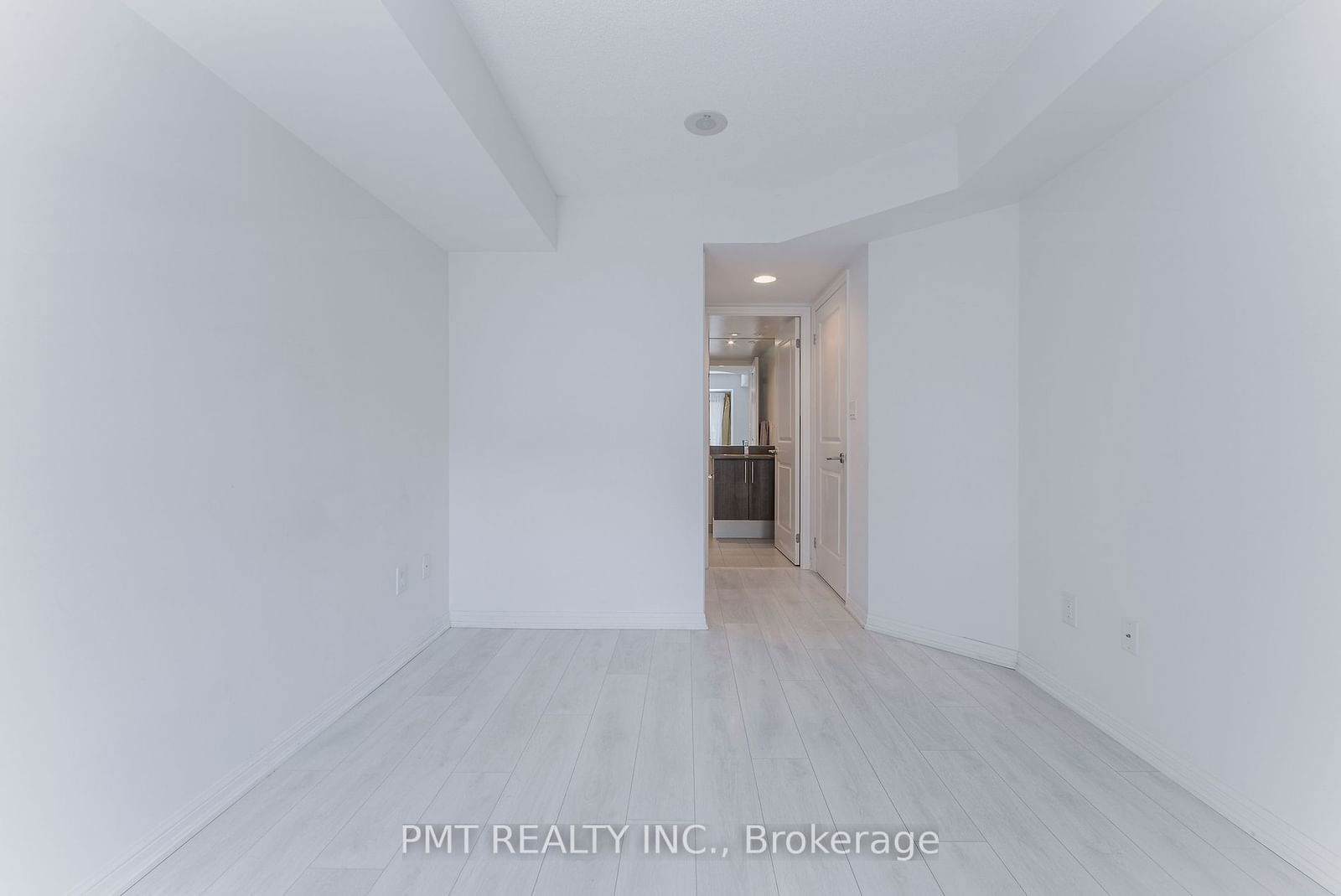 400 Adelaide St E, unit 310 for rent