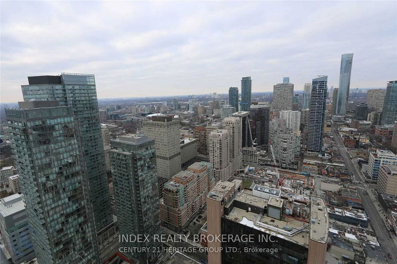 15 Grenville St, unit 4107 for rent