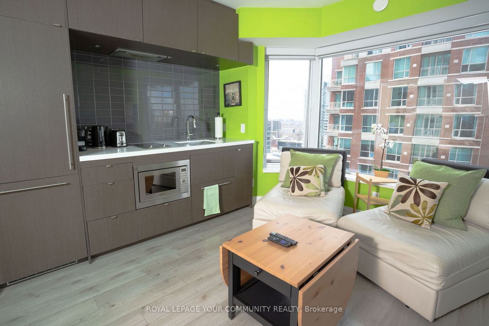 155 Yorkville Ave, unit 2316 for rent